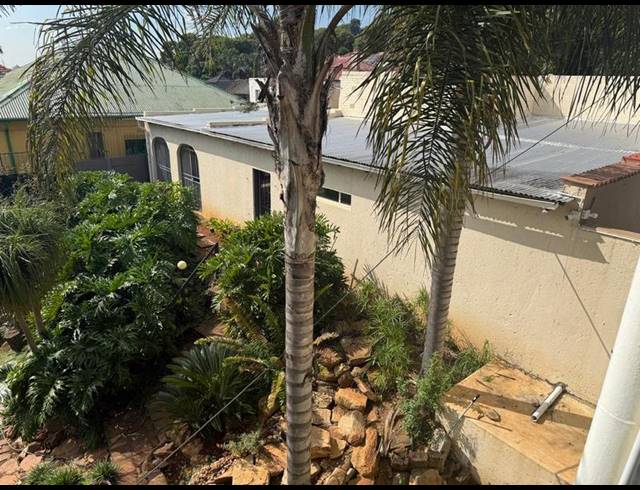 3 BEDROOM HOUSE FOR SALE IN KENSINGTON